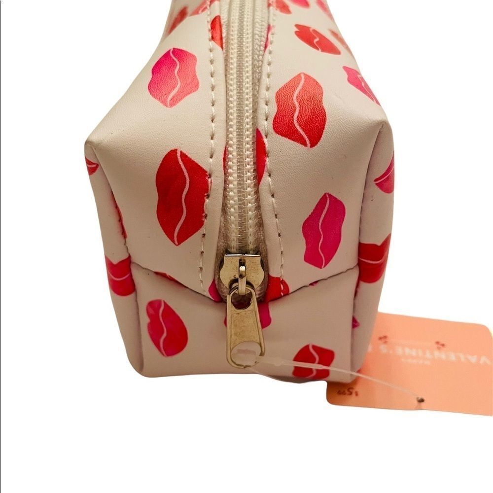 ‎❤️NEW❤️ VALENTINE GIFT SET - Picture 5 of 7